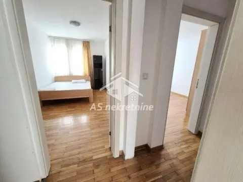 Rent, three bedroom apartment, 85m², Južni Bulevar, Vračar Sve Podlokacije - image 12