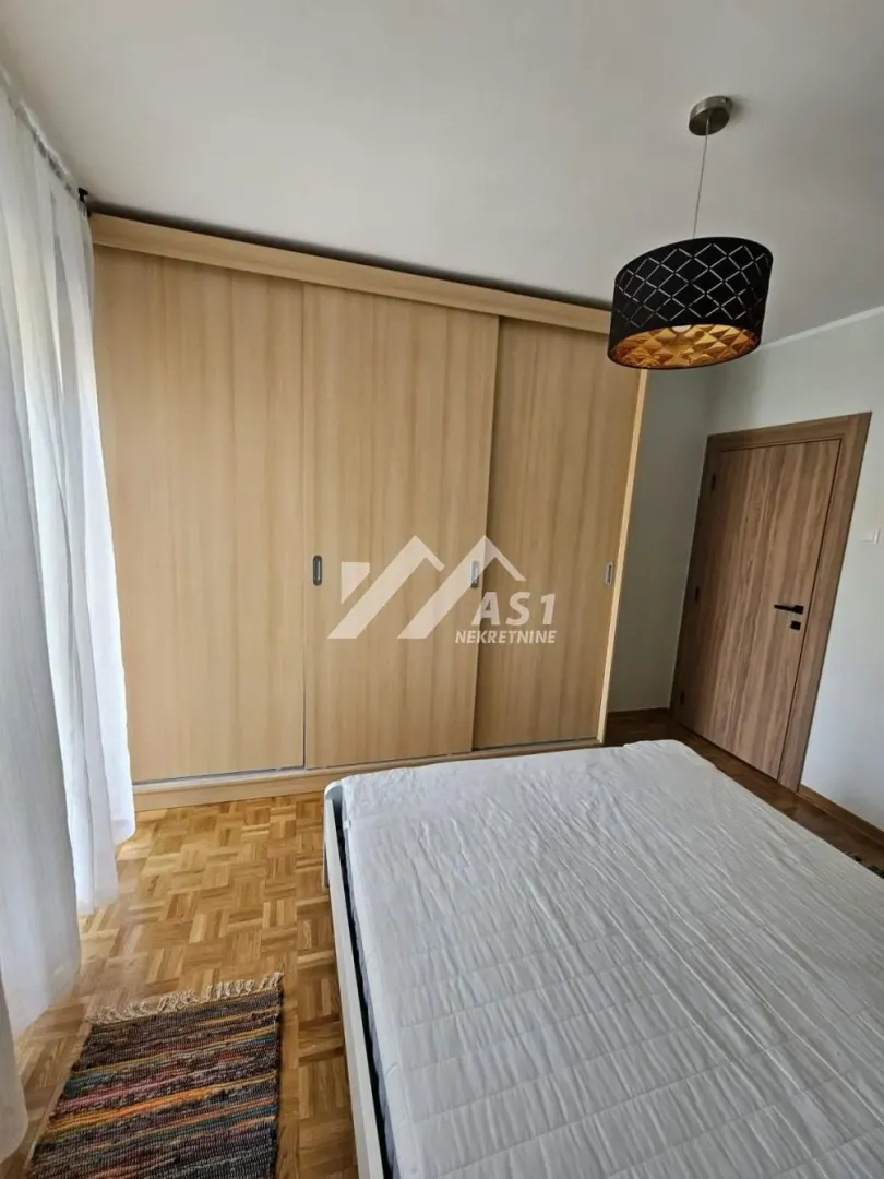 Izdavanje, jednosoban stan, 50m², Novi Sad Sve Podlokacije, Novi Sad