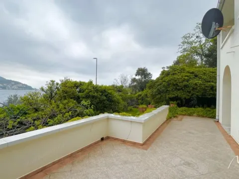 Sale, house, 205m², Đurići, Herceg Novi - image 11