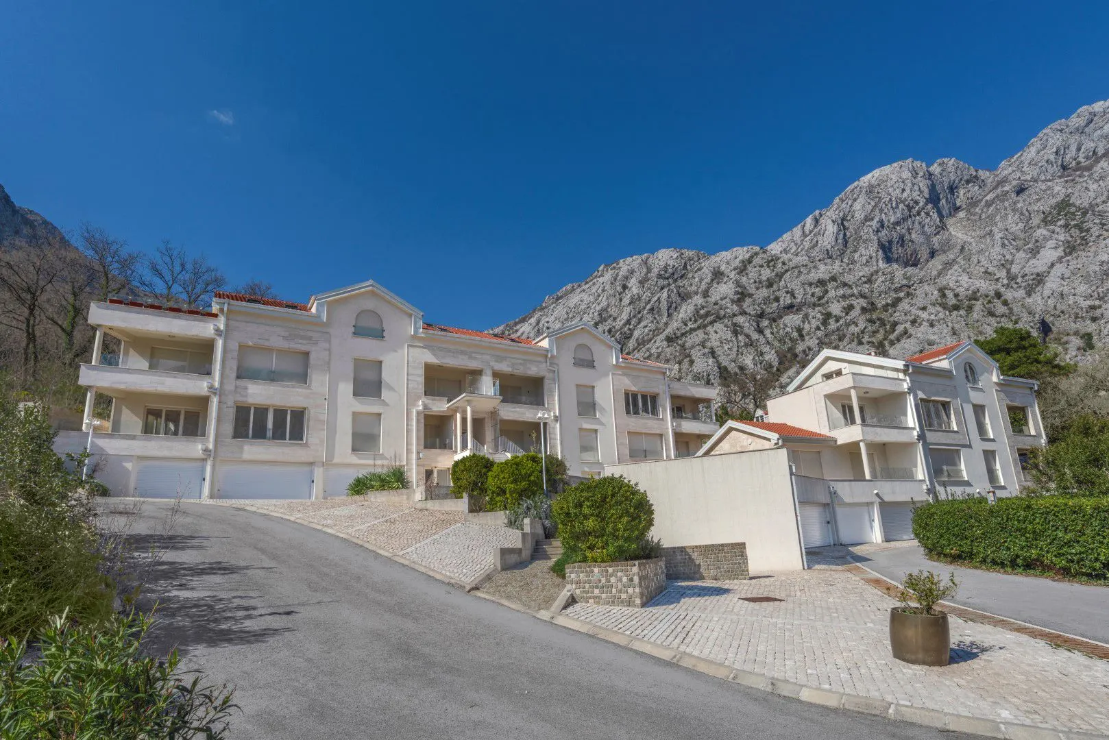 Prodaja, stan, 120m², Kotor, Crna Gora