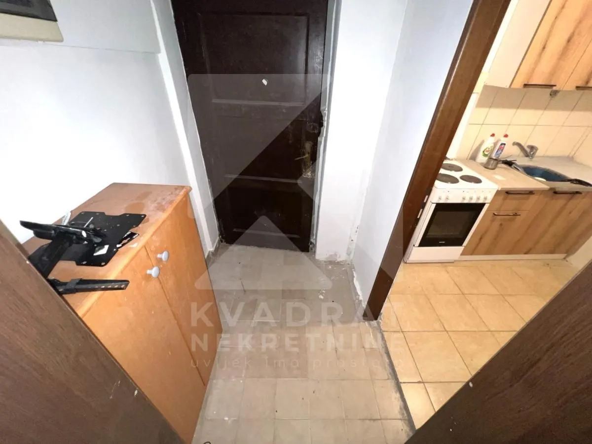 Prodaja, jednosoban stan, 46m², Centar, Podgorica