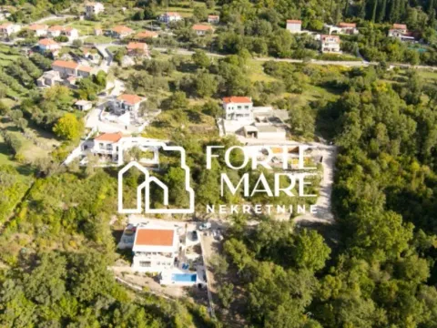 Prodaja, plac, 720m², Herceg Novi, Crna Gora - image 2