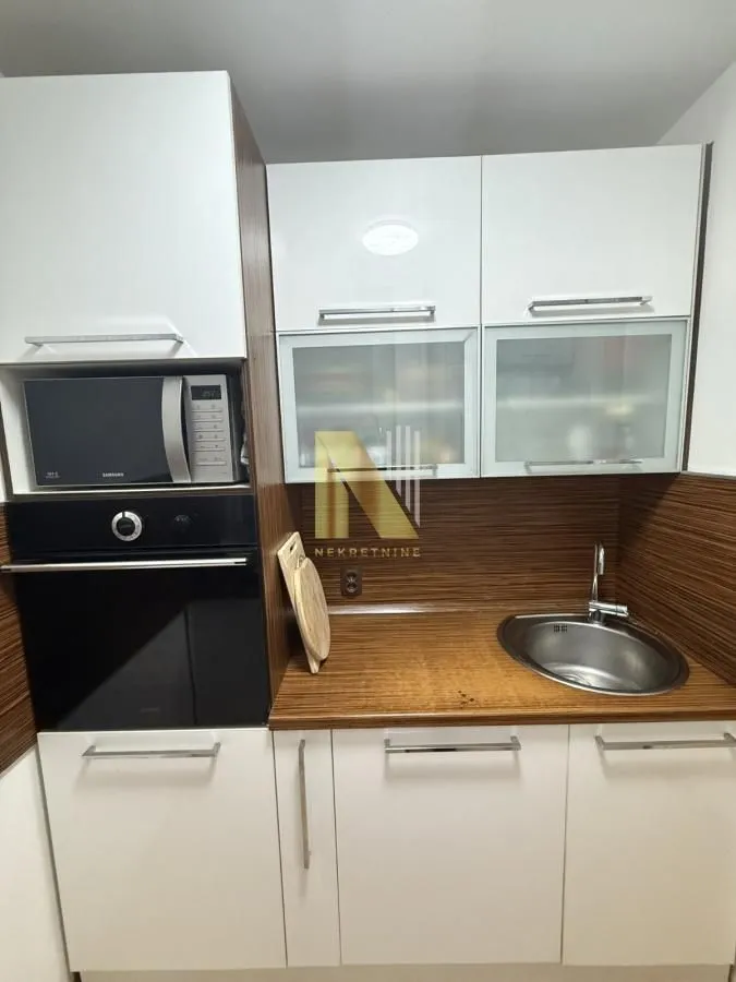 Prodaja, trosoban stan, 78m², Liman 4, Novi Sad Sve Podlokacije