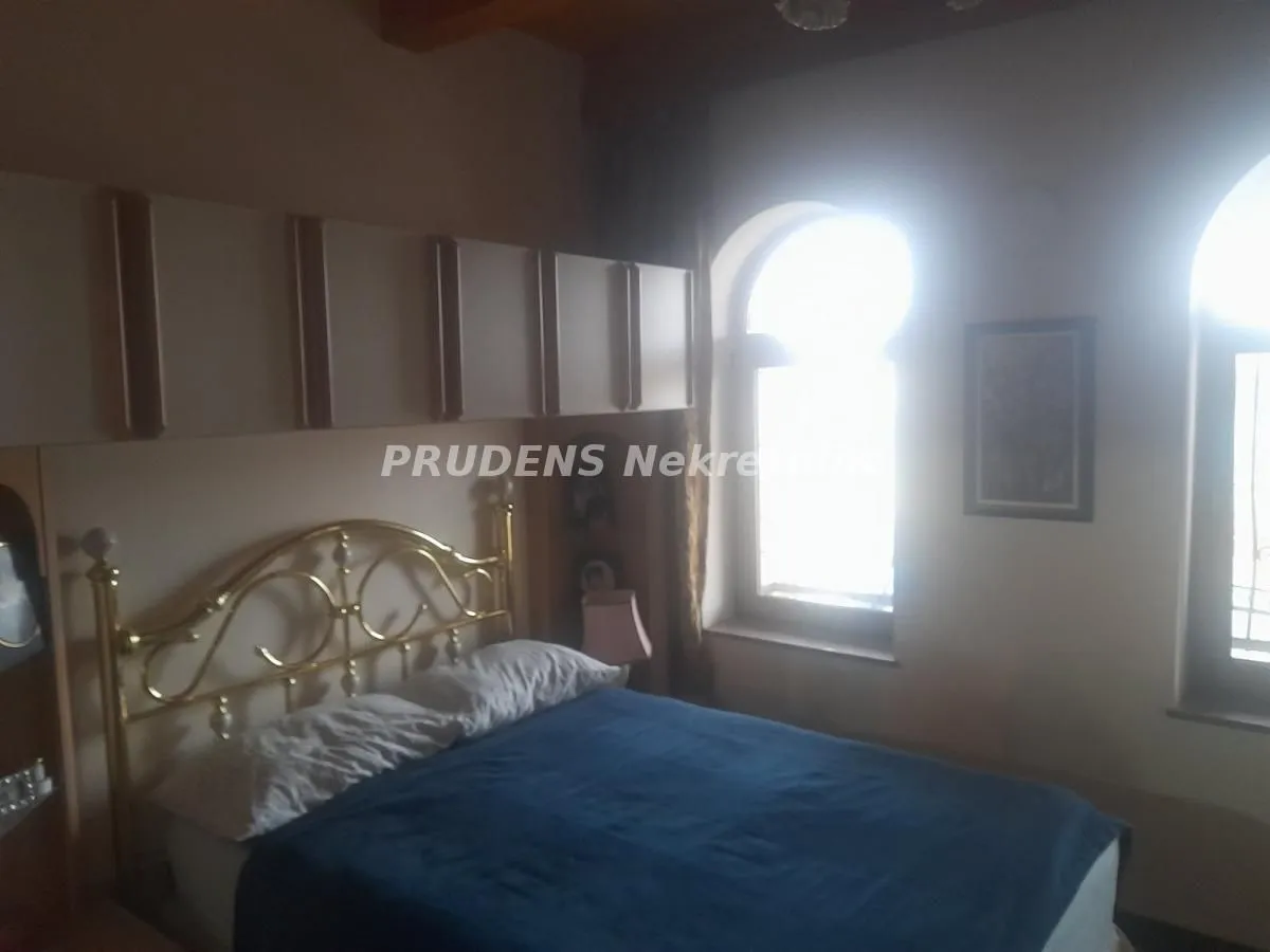 Sale, house, 190m², Surčin, Beograd