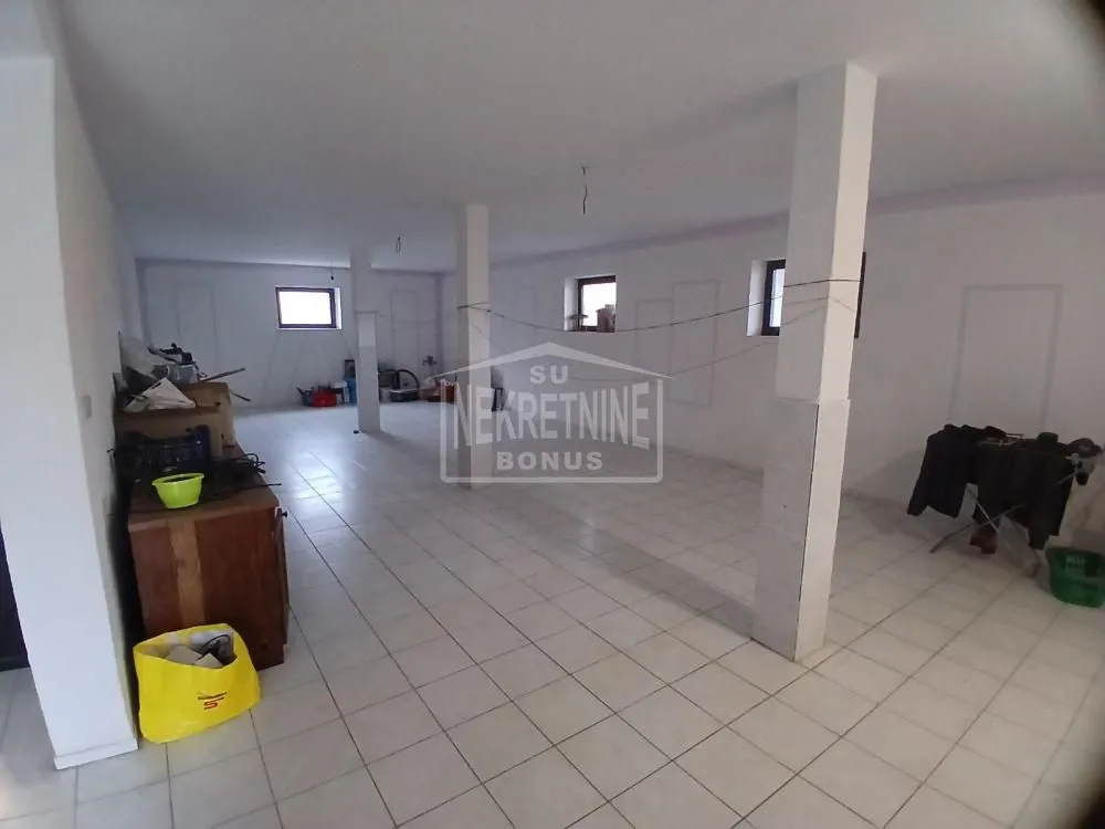 Prodaja, kuća, 563m², Kelebija, Subotica