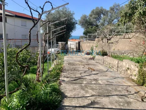 Prodaja, kuća, 240m², Dobra Voda, Bar - image 2
