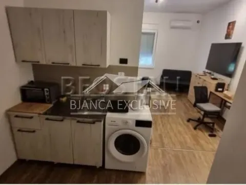 Prodaja, jednosoban stan, 30m², Savski Venac, Beograd - image 2