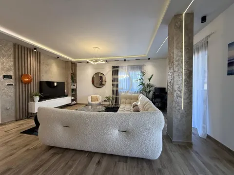 Sale, house, 165m², Petrovaradin, Novi Sad - image 8