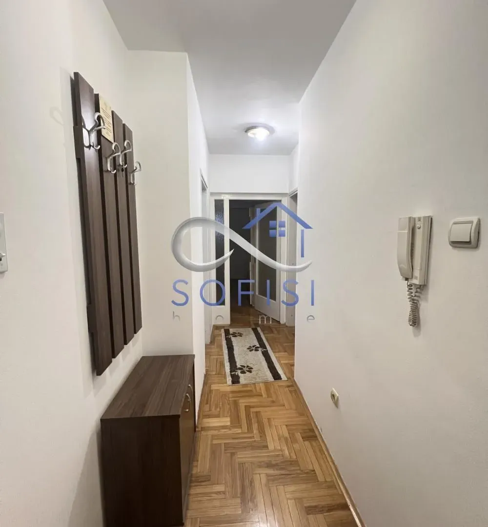 Izdavanje, dvosoban stan, 43m², Grbavica, Novi Sad Sve Podlokacije