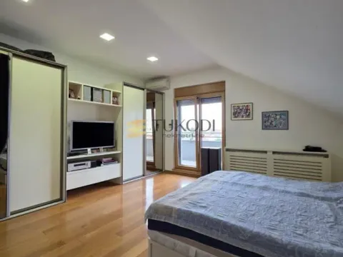 Prodaja, stan, 352m², Centar, Novi Sad - image 21