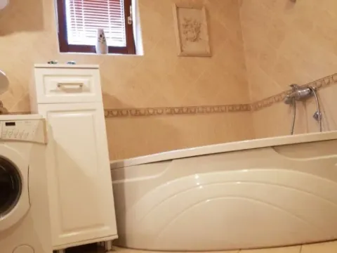 Rent, house, 156m², Stari Aerodrom, Podgorica - image 8