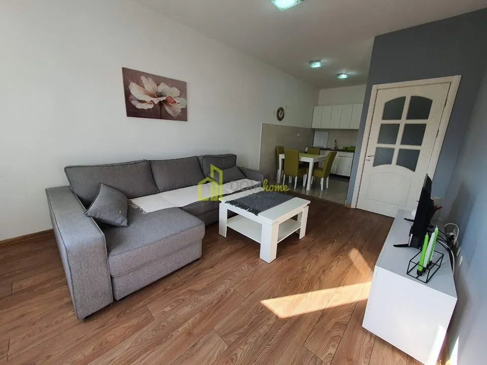 Izdavanje, dvosoban stan, 62m², City Kvart, Podgorica
