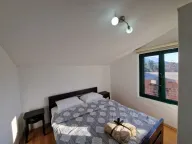 Izdavanje, kuća, 130m², Tivat, Crna Gora - image 4