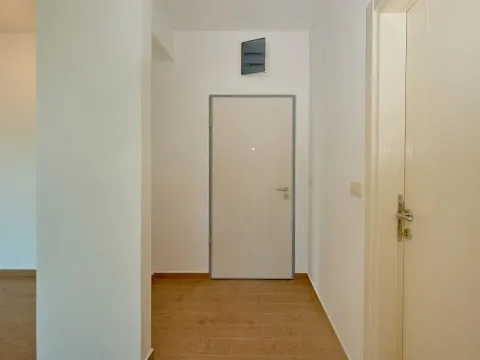 Sale, one bedroom apartment, 51m², Bečići, Budva - image 7