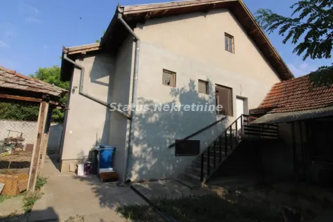 Kuća in Centar
