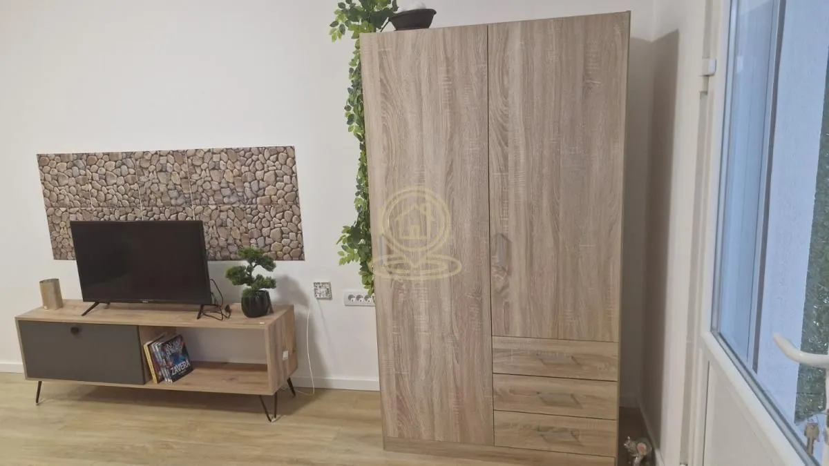 Izdavanje, jednosoban stan, 28m², Adice, Novi Sad Sve Podlokacije