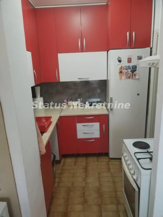Izdavanje, dvosoban stan, 56m², Novo naselje, Novi Sad