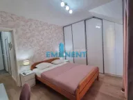 Rent, two bedroom apartment, 50m², Južni Bulevar, Vračar Sve Podlokacije - image 8