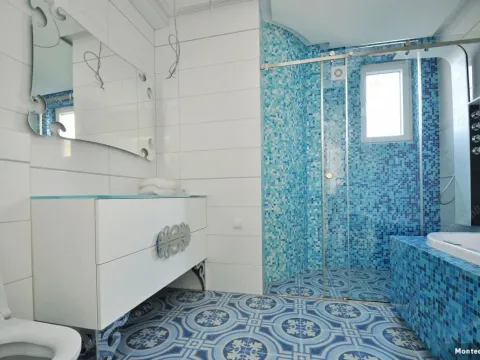 Prodaja, dvosoban stan, 131m², Bečići, Budva - image 6