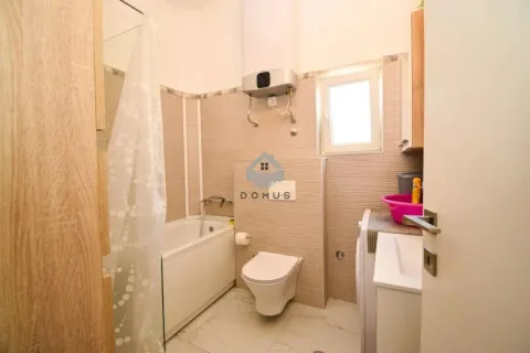Rent, two bedroom apartment, 88m², Blok 9, Podgorica - image 10