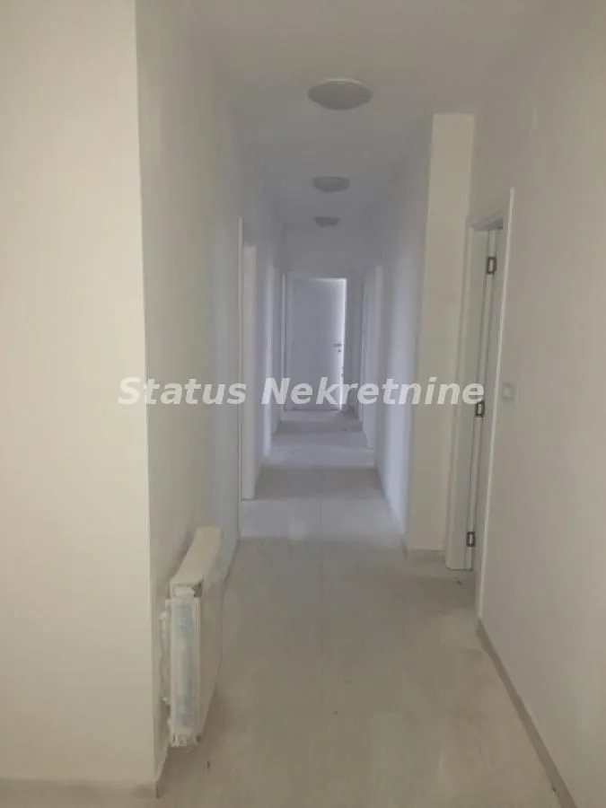 Prodaja, četvorosoban stan, 145m², Telep, Novi Sad Sve Podlokacije