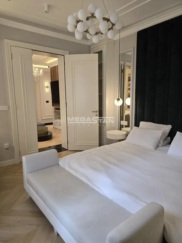 Prodaja, četvorosoban stan, 100m², Vračar Sve Podlokacije, Beograd