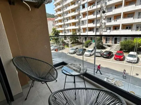 Rent, one bedroom apartment, 48m², Rozino, Budva - image 8