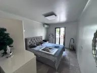 Sale, four bedroom apartment, 79m², Velji Vinogradi, Budva - image 11