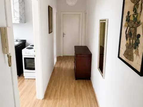 Prodaja, trosoban stan, 70m², Centar, Podgorica - image 2