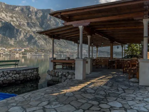 Sale, house, 355m², Prčanj, Kotor - image 14