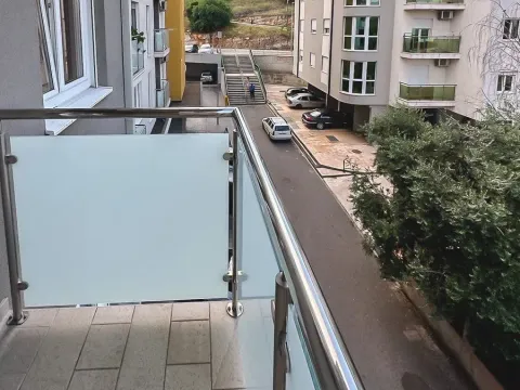 Izdavanje, jednosoban stan, 51m², Ljubović, Podgorica - image 5