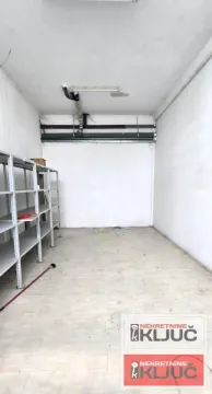 Rent, office space, 200m², Bulevar Evrope, Novi Sad Sve Podlokacije - image 9