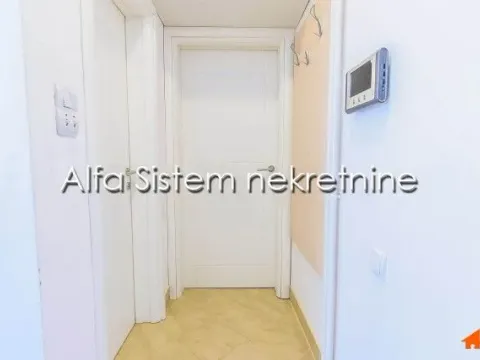 Rent, apartment, 44m², Vračar Sve Podlokacije, Beograd - image 9