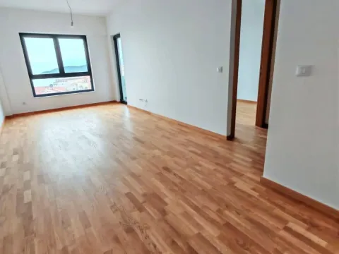 Sale, one bedroom apartment, 44m², Bečići, Budva - image 5