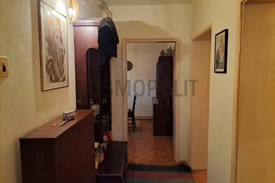 Prodaja, kuća, 250m², Karaburma, Palilula Sve Podlokacije