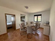 Izdavanje, četvorosoban stan, 100m², Seoce, Budva - image 12