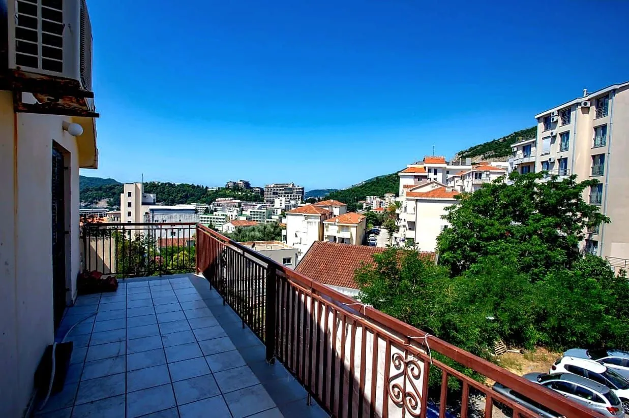 Sale, one bedroom apartment, 46m², Bečići, Budva