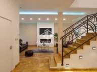 Izdavanje, kuća, 417m², Jajinci, Voždovac Sve Podlokacije - image 13