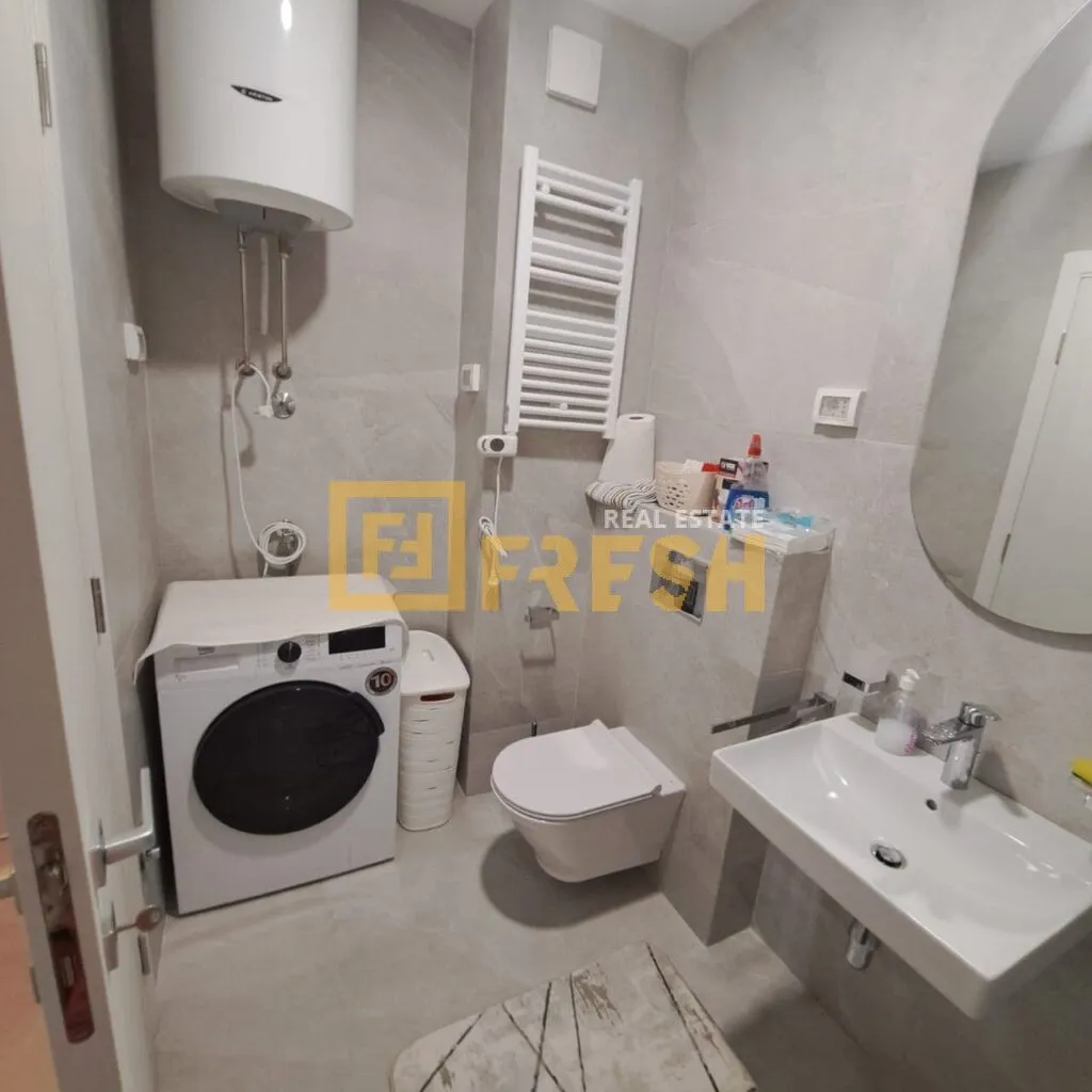 Izdavanje, jednosoban stan, 46m², City Kvart, Podgorica