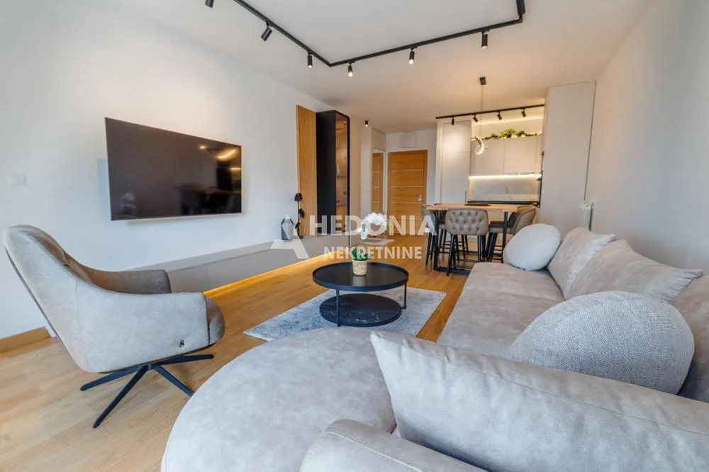 Izdavanje, dvosoban stan, 59m², Novi Beograd Blok 65, Novi Beograd Sve Podlokacije