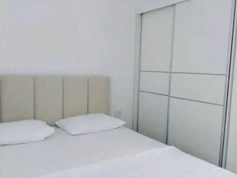 Sale, one bedroom apartment, 43m², Bečići, Budva - image 2