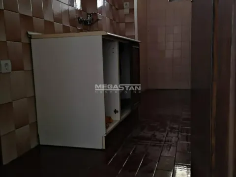 Prodaja, jednosoban stan, 37m², Slavujev Venac, Zvezdara Sve Podlokacije - image 4