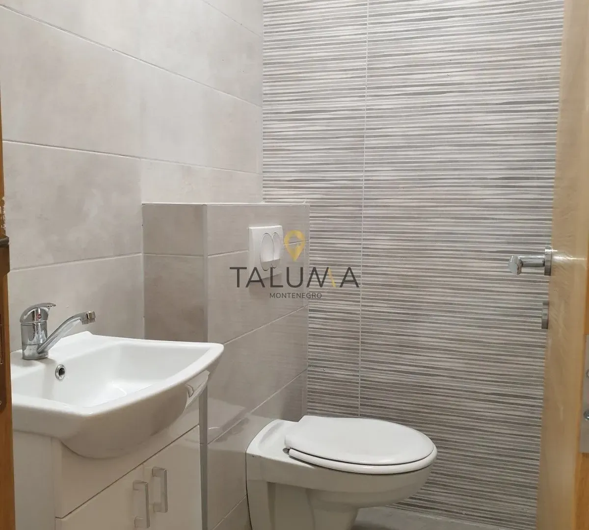Rent, office space, 120m², Centar, Podgorica
