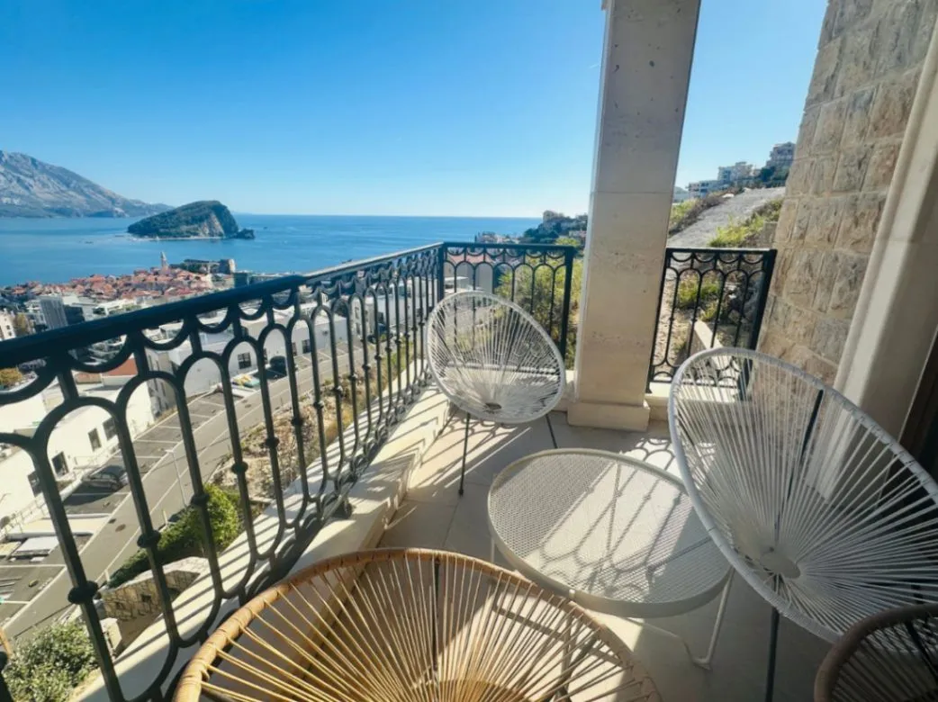 Sale, two bedroom apartment, 73m², Komoševina, Budva