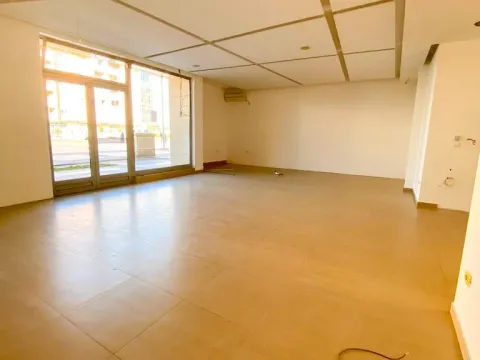 Rent, office space, 145m², City Kvart, Podgorica - image 2
