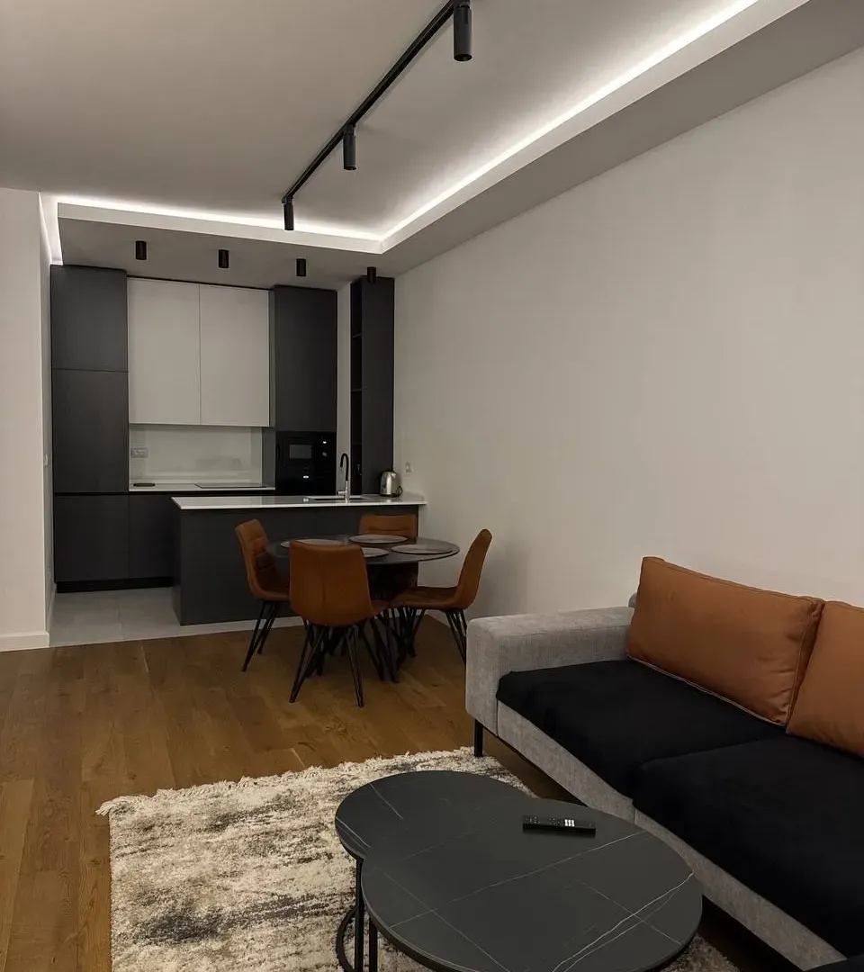 Sale, two bedroom apartment, 77m², Centar, Bar