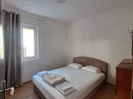 Rent, two bedroom apartment, 90m², Dobrota, Kotor - image 8