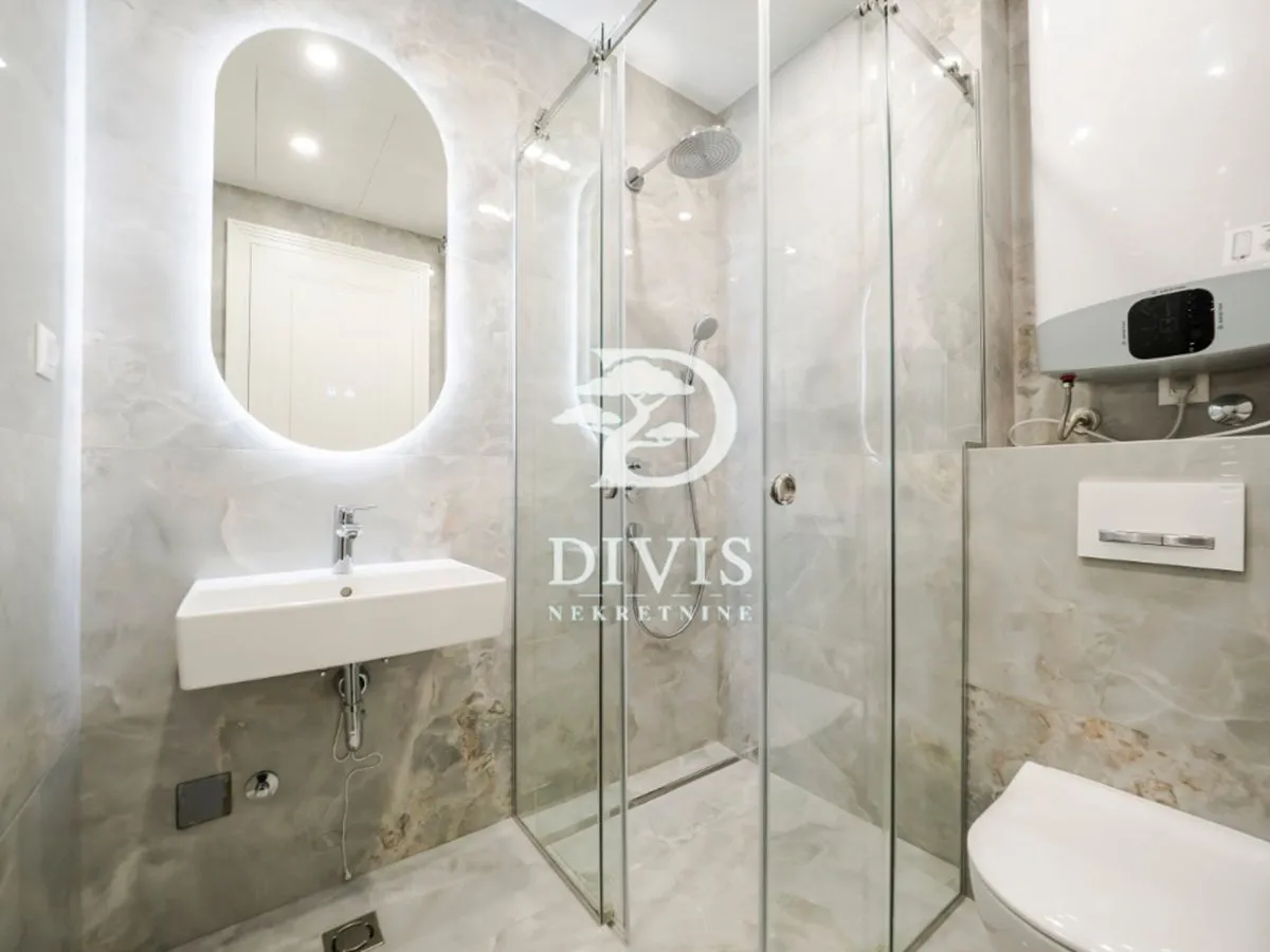 Rent, four bedroom apartment, 150m², Stari Grad, Beograd