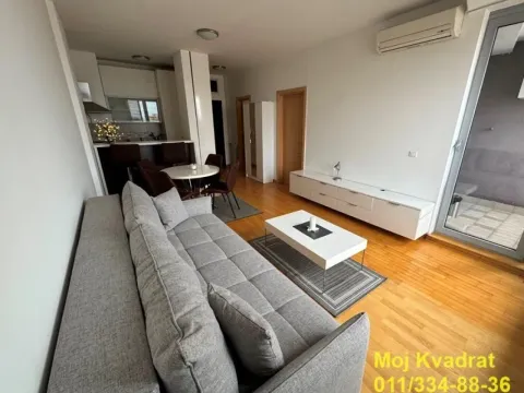 Izdavanje, dvosoban stan, 41m², Stari Grad, Beograd - image 2