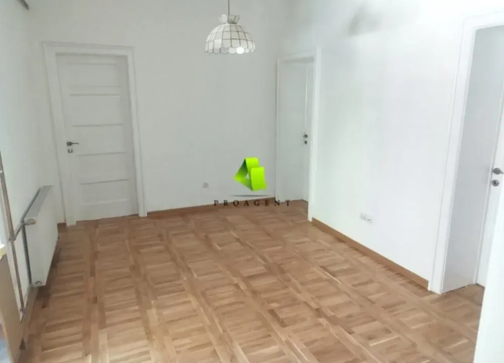 Sale, four bedroom apartment, 90m², Palilula, Niš